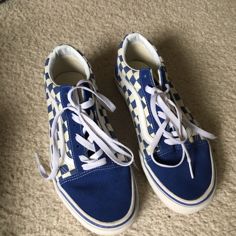 checkered vans